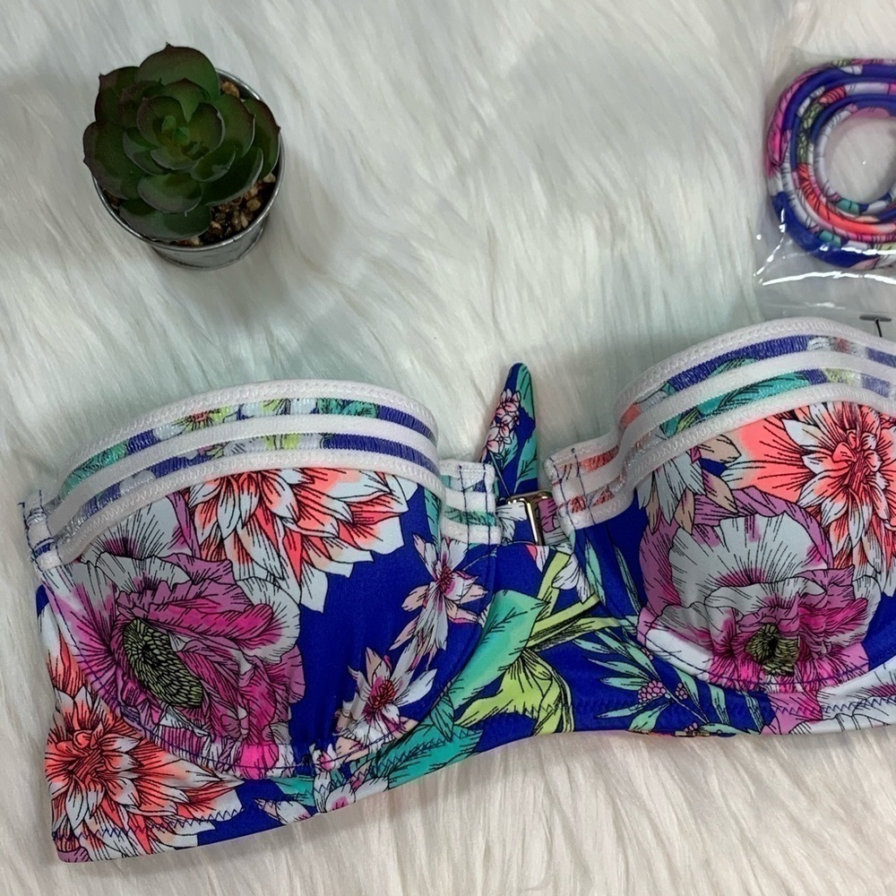 NWOT Shade & Shore Blues Floral Bikini Top 34B - Picture 3 of 10